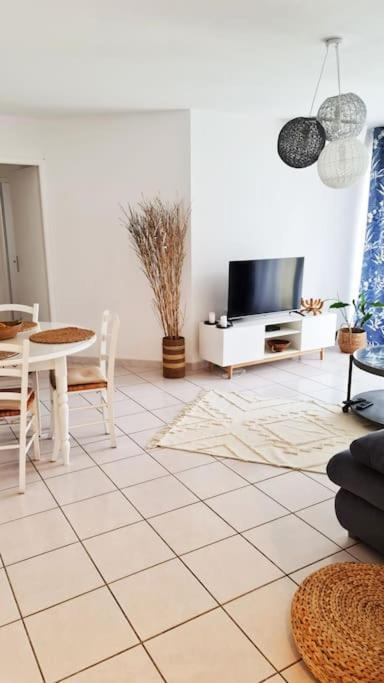 Appartement 63 M2, Tout Confort, Climatise. Saint-Cyprien  Exterior photo